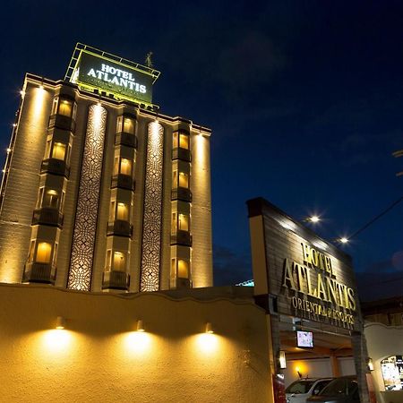 Hotel Atlantis Toyonaka (Adults Only) Екстер'єр фото