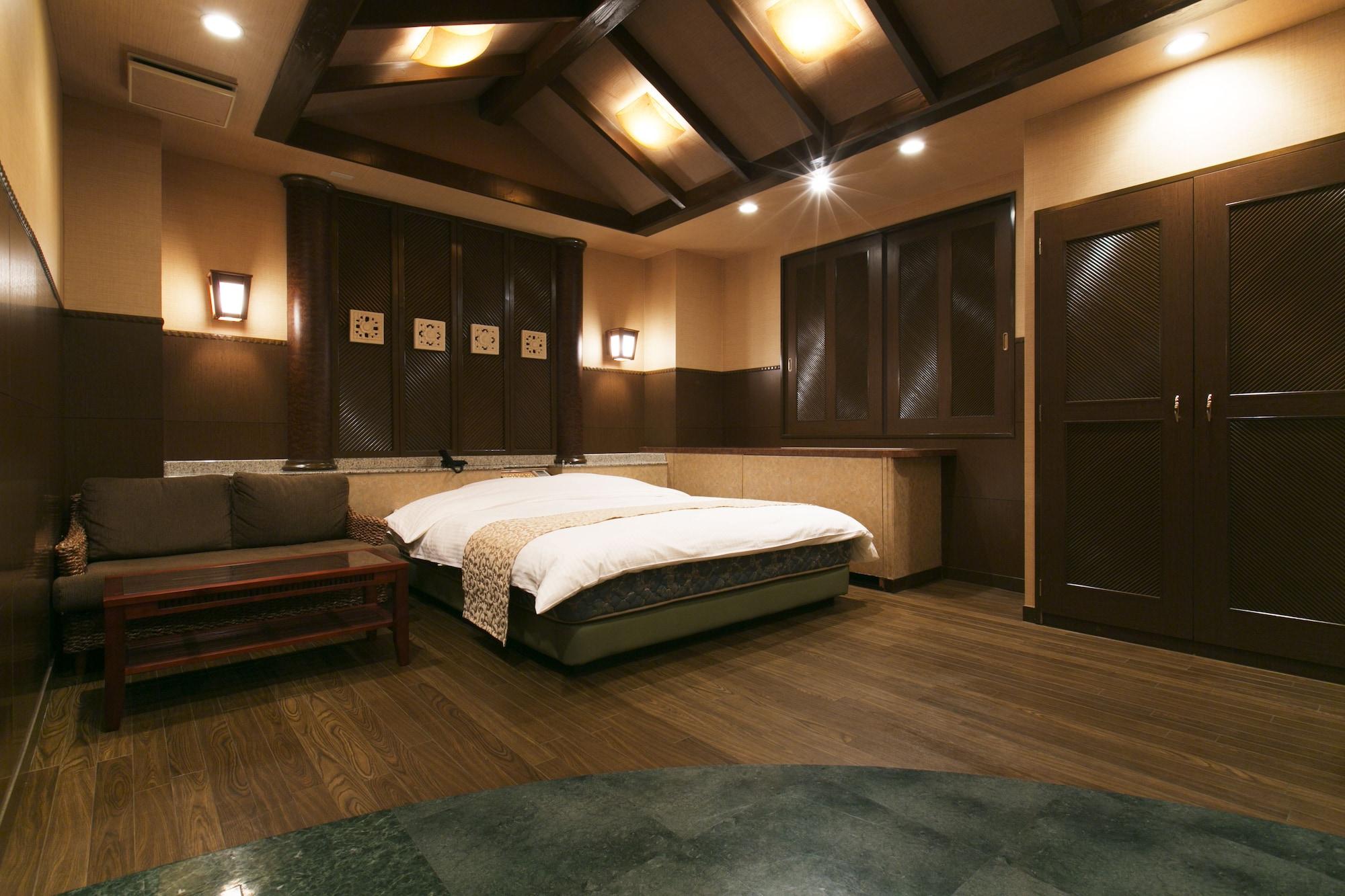 Hotel Atlantis Toyonaka (Adults Only) Екстер'єр фото