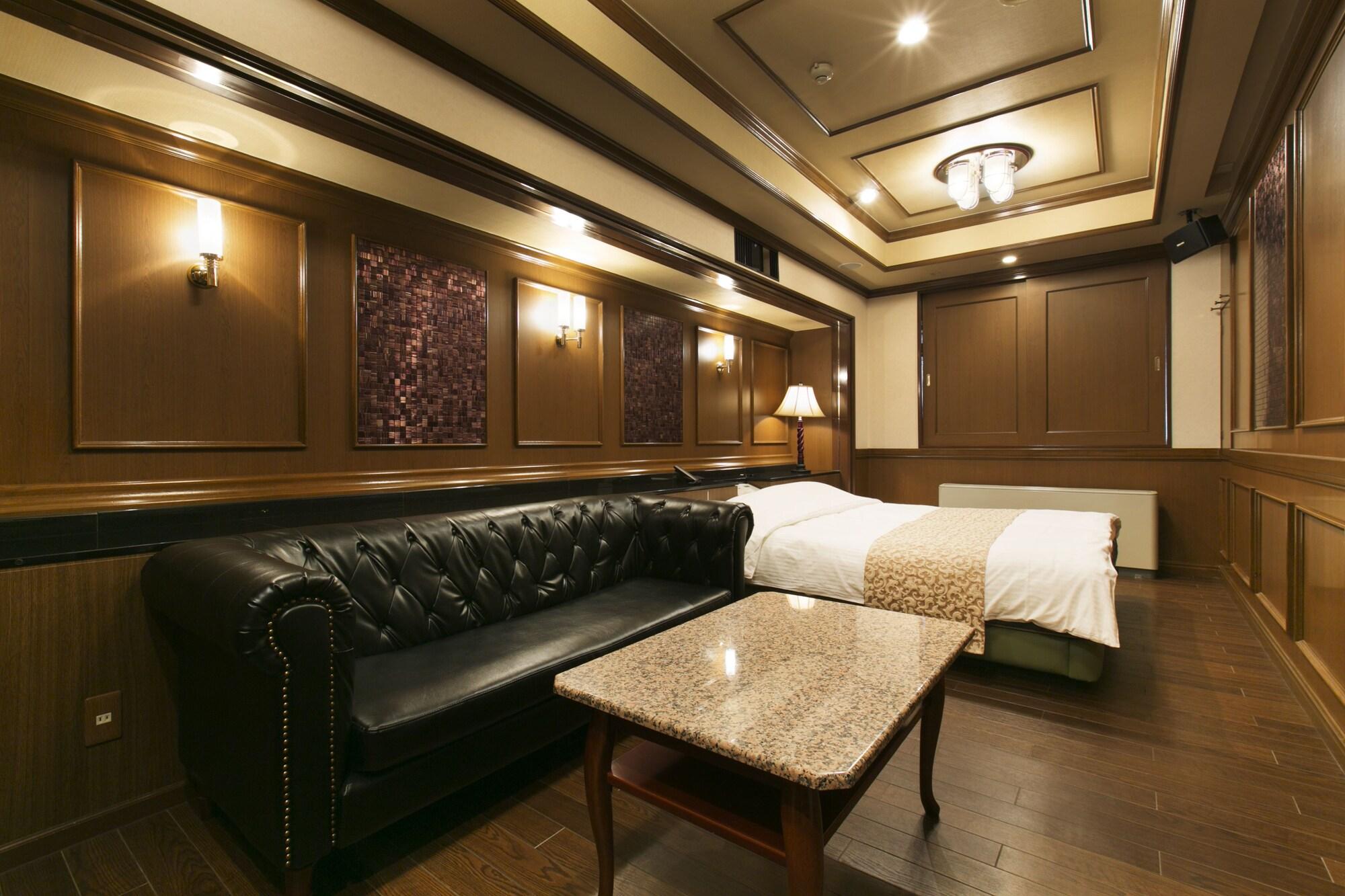 Hotel Atlantis Toyonaka (Adults Only) Екстер'єр фото