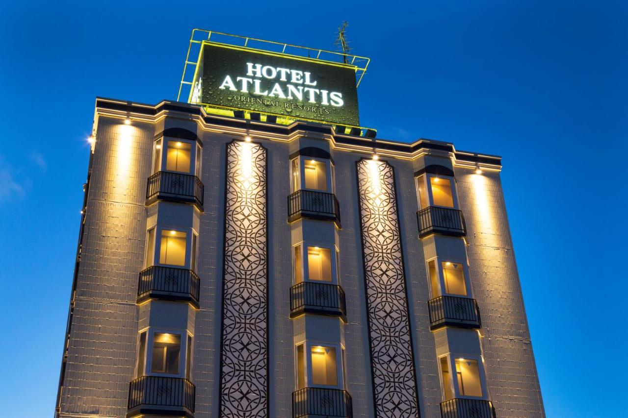 Hotel Atlantis Toyonaka (Adults Only) Екстер'єр фото